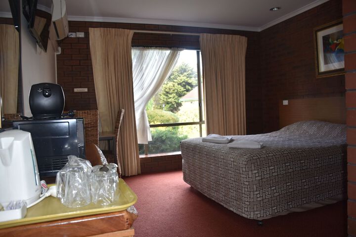 Room 19 of 41