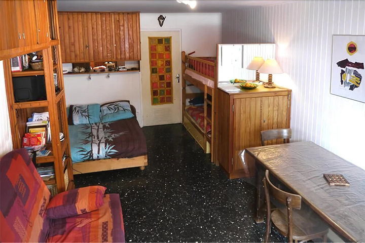 Room 2 of 12