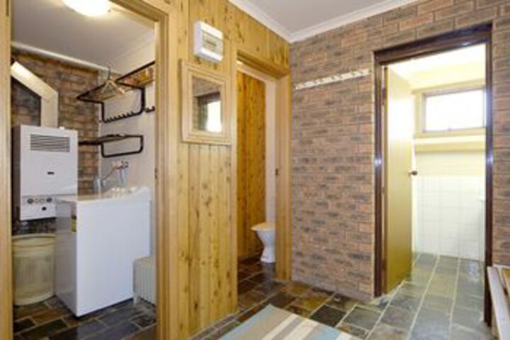 Room 3 of 12