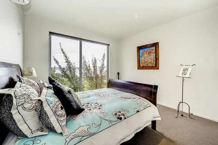 Room 2 of 15