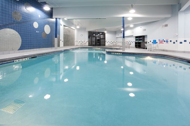 Pool 53 of 101