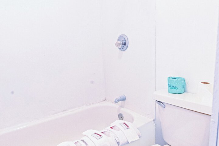 Room 21 of 36