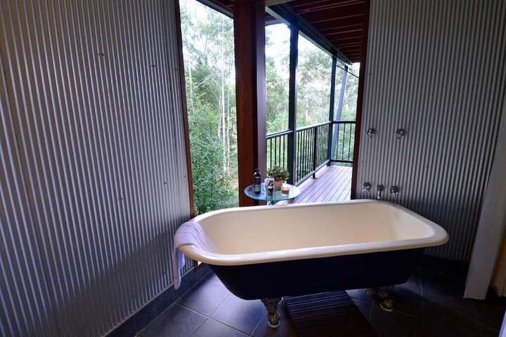 Room 9 of 22