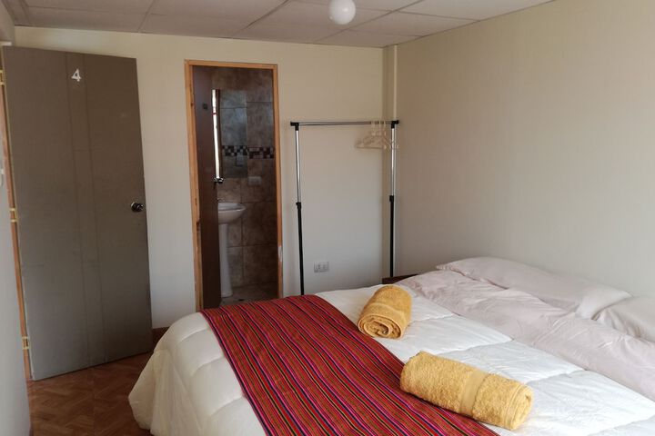 Room 9 of 34