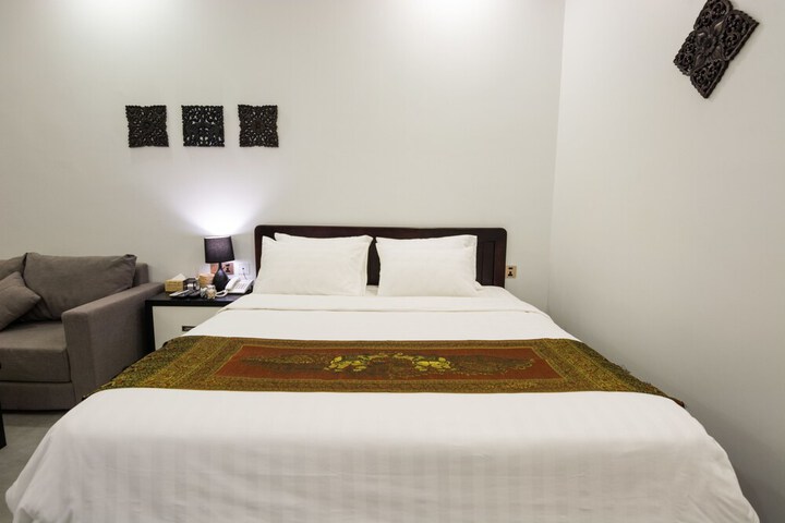 Room 7 of 44