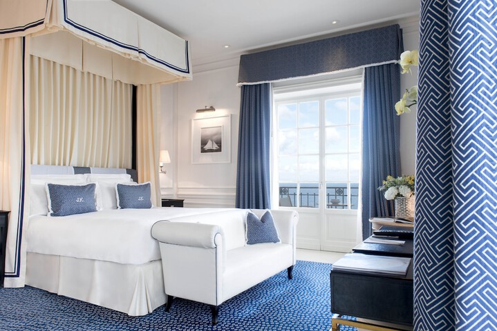 Room 47 of 106