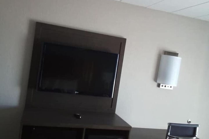 Room 13 of 43