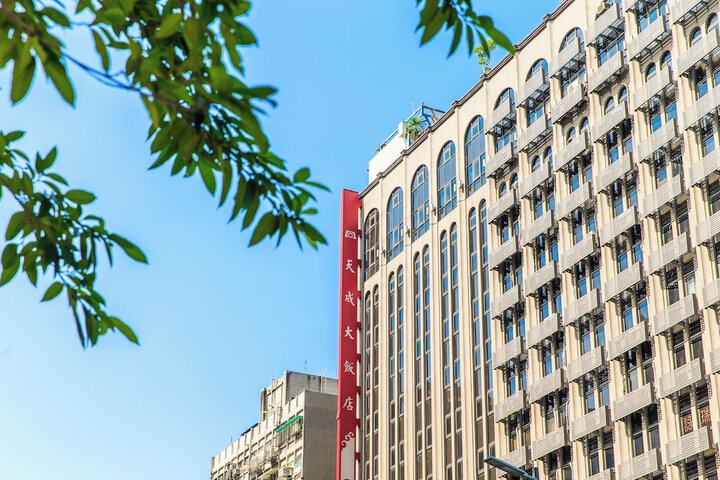 Hotel 55 of 60