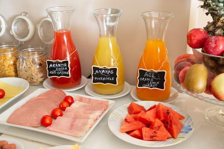 Breakfast buffet