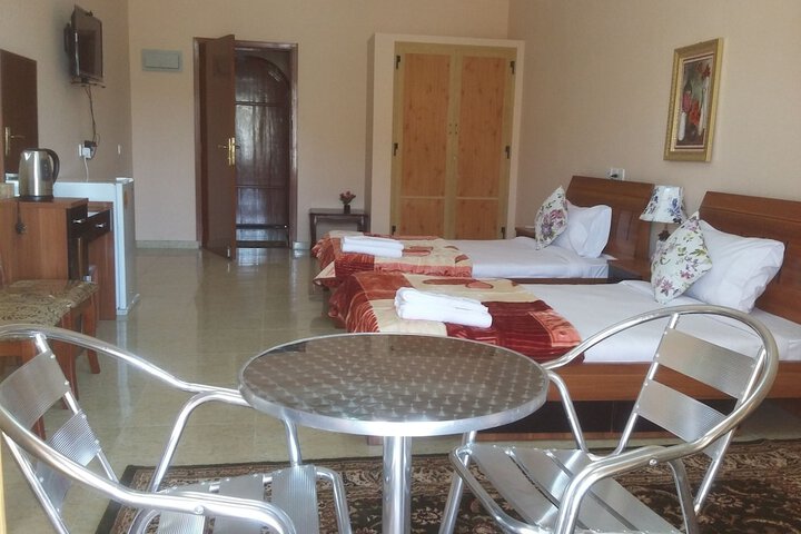 Room 9 of 26