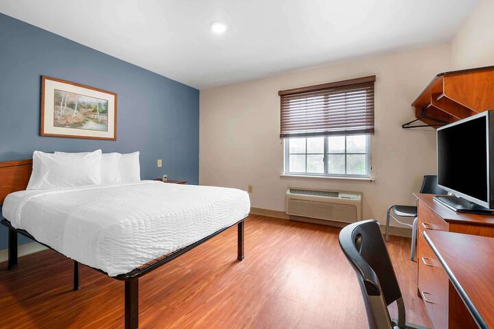 Studio with Double Bed (9 of 9)
