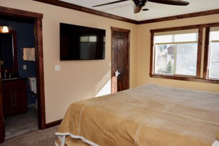 Room 29 of 34