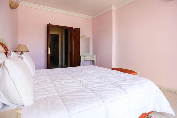 Room 10 of 24