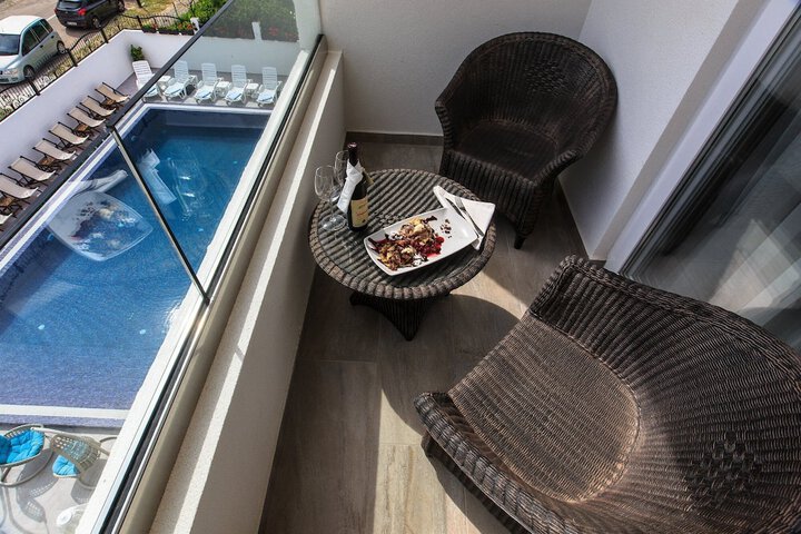 Terrace/Patio 21 of 29