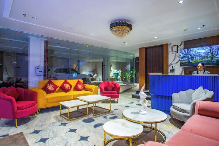 Hotel Interior 7 of 44