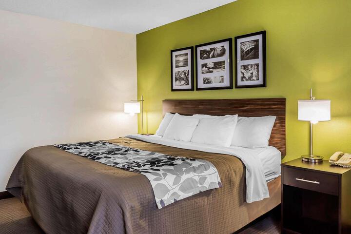 1 King Bed Mobility Accessible (1 of 10)