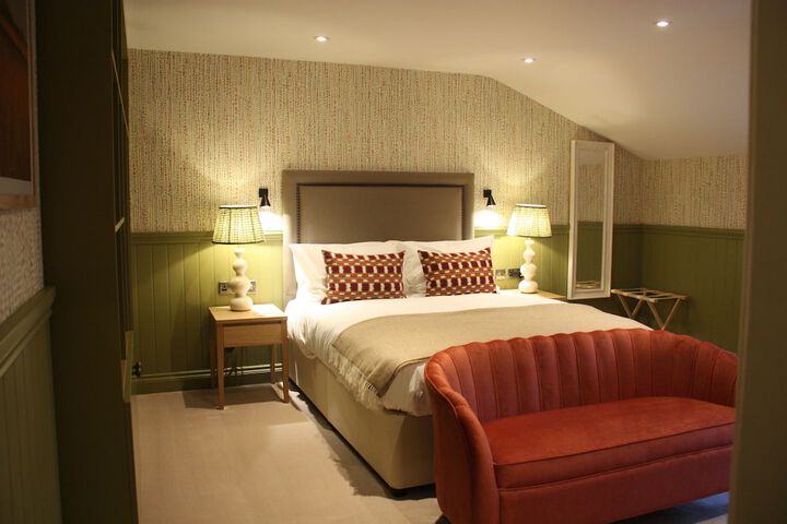 Room 19 of 79