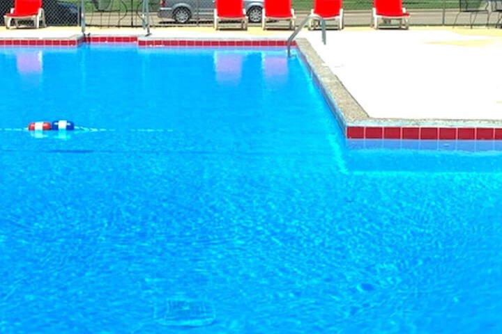 Pool 18 of 34