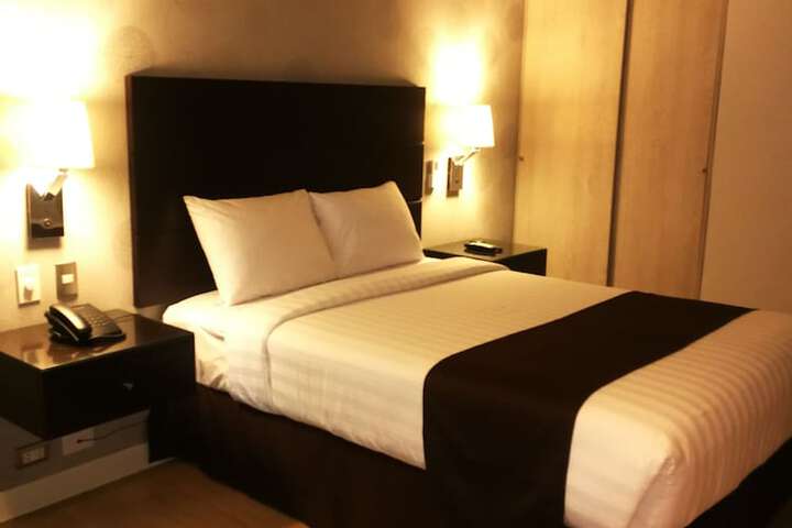 Room 12 of 47
