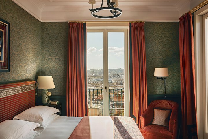 Room 48 of 153
