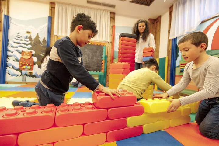 Childrens Activities 108 of 122