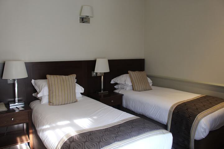 Room 5 of 71