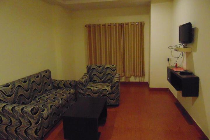 Hotel Suite Photo