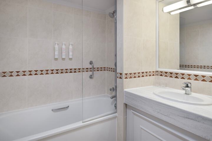Clean Restrooms