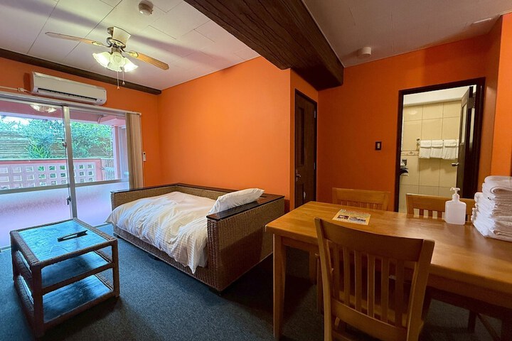 Room 65 of 127