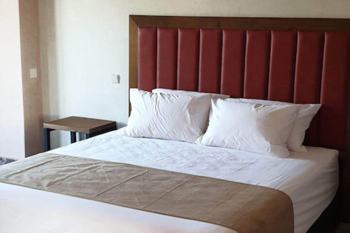 Room 17 of 29