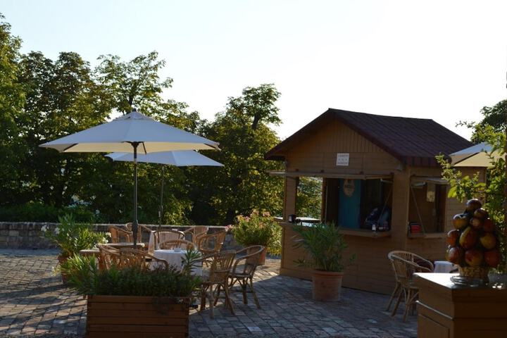 Terrace/Patio 15 of 65