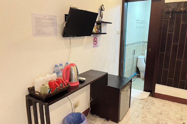 Room 45 of 68