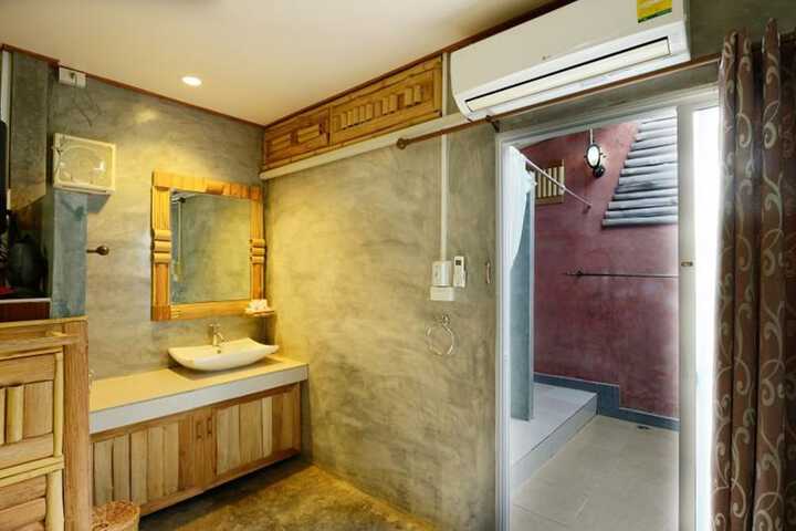 Room 65 of 90