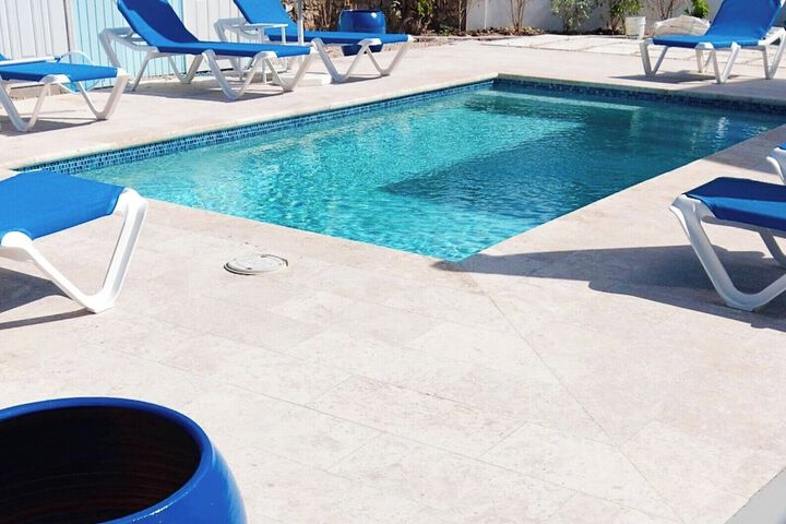 Pool 19 of 32