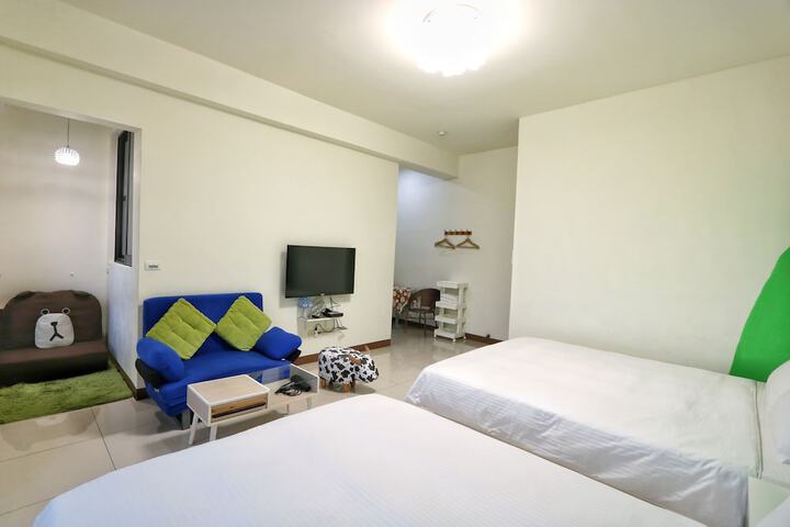 Room 21 of 69
