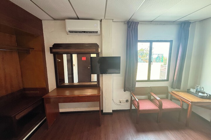 Room 22 of 86
