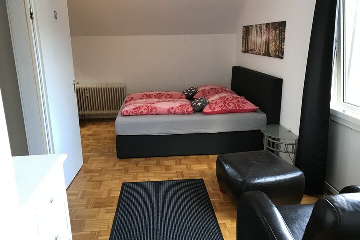Room 3 of 22
