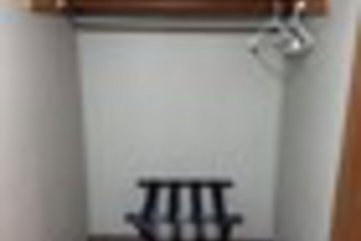 Room 101 of 390