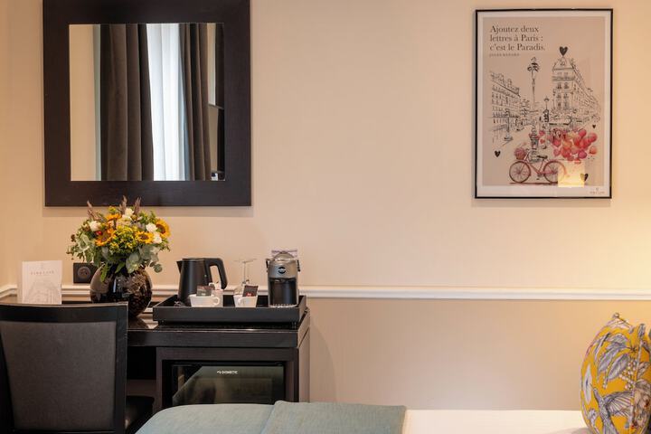 Room 5 of 60