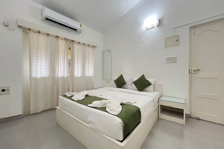 Room 16 of 53
