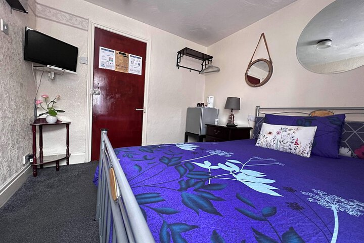 Room 22 of 37
