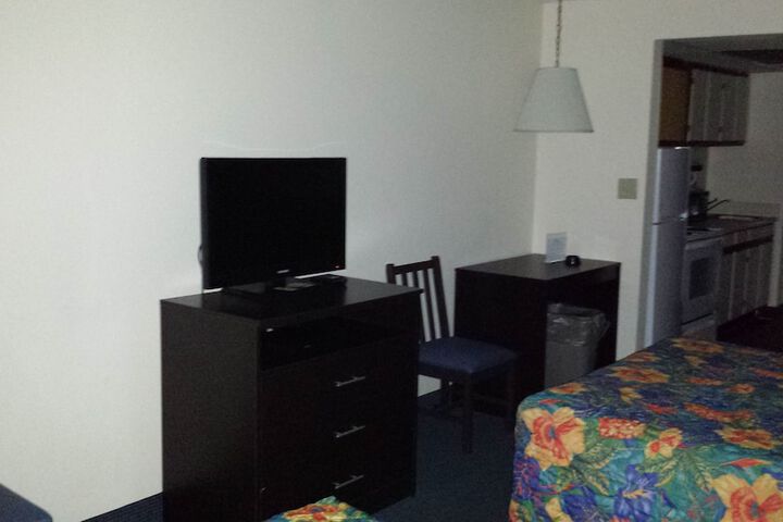 Room 15 of 50