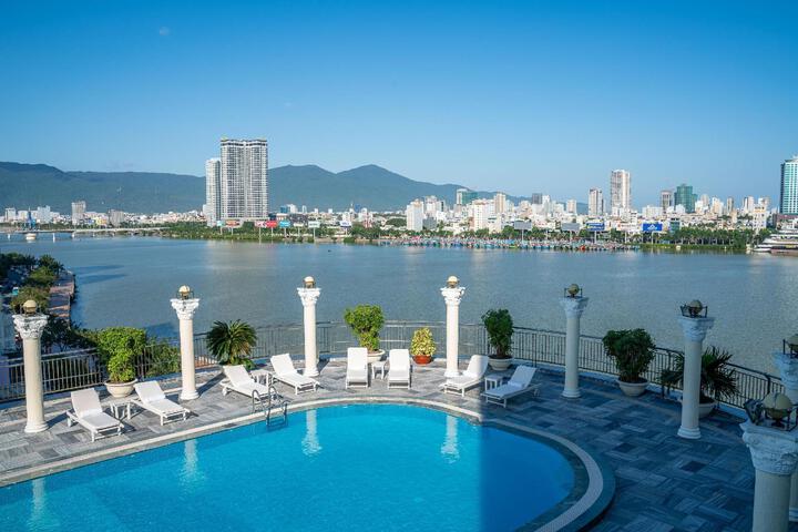 Khách sạn Green Plaza