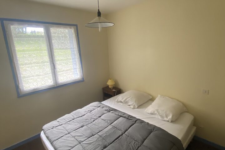 Room 2 of 11