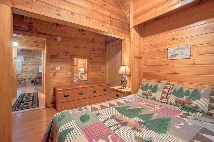 Room 11 of 40