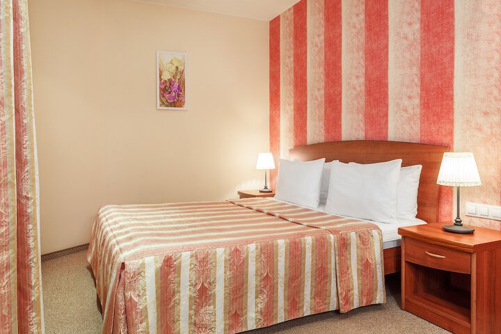 Room 19 of 74