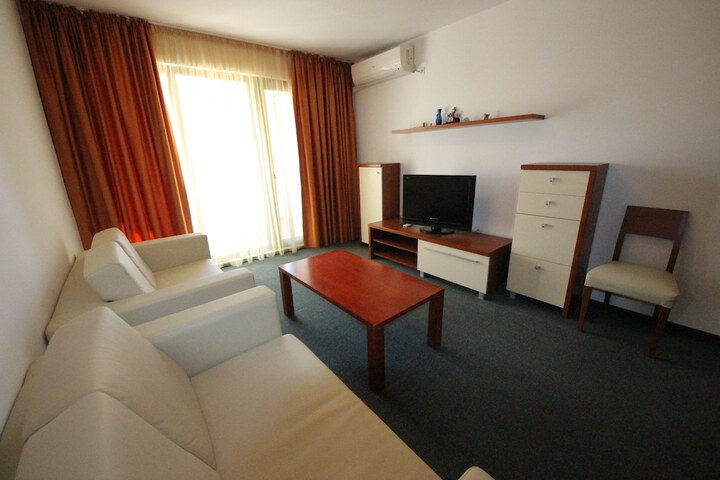 Room 89 of 177