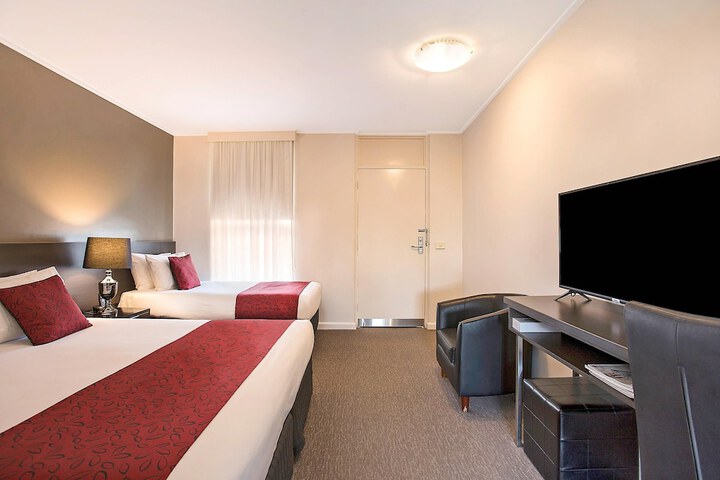 Room 5 of 21