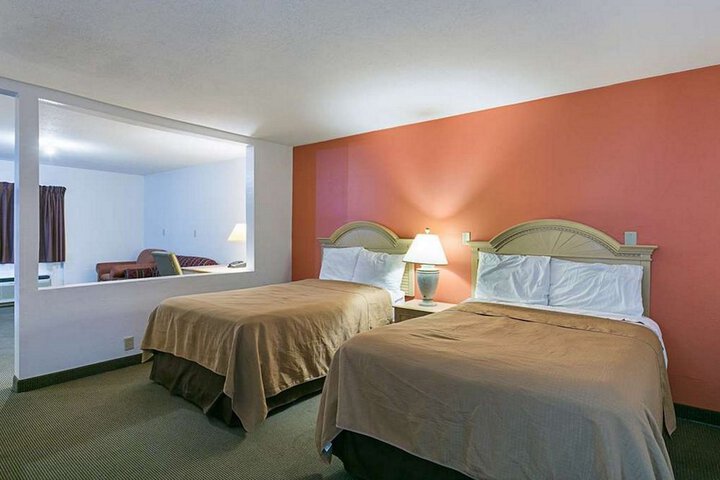 1 King Bed Choice Room Suite (4 of 4)