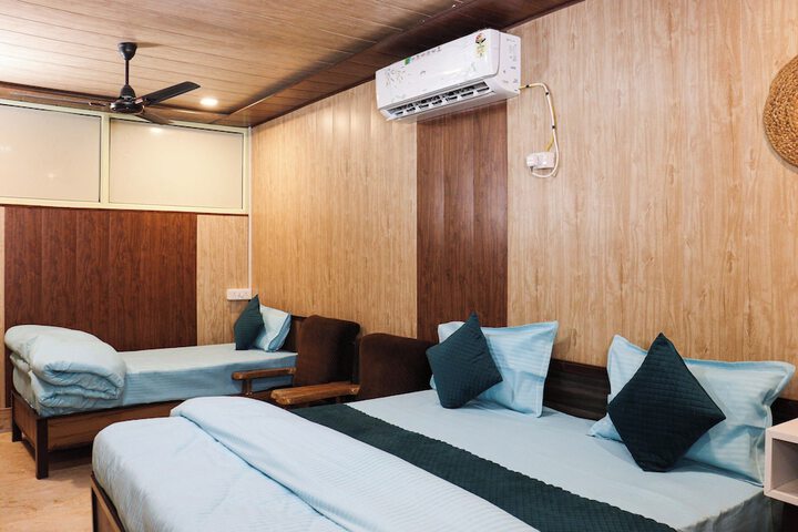 Room 17 of 49